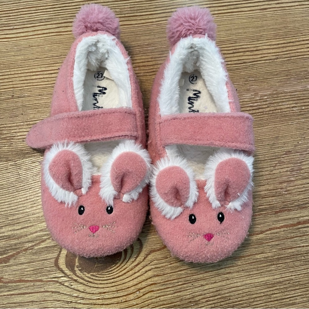 Mini Boden Pink Fuzzy Mouse Slippers with Pom Poms